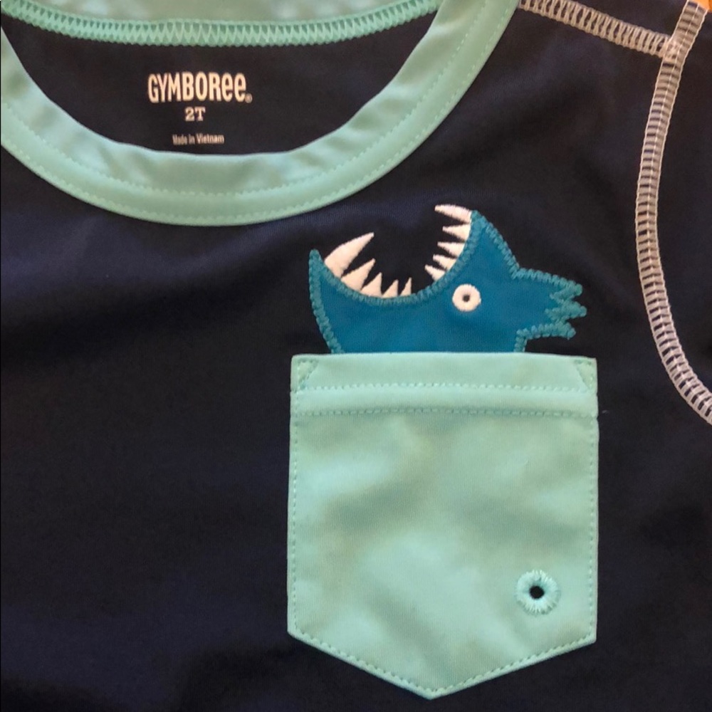 Trunks & rashguard - Picture 2 of 7